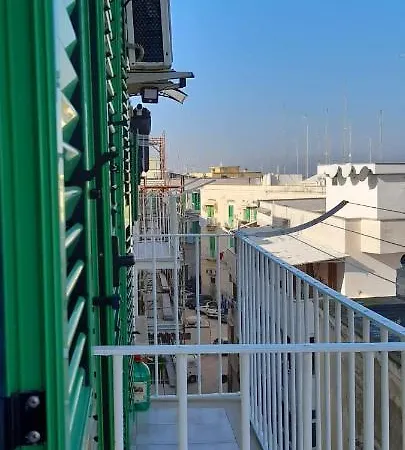 アパート Casa Ragno, Vista Mare E Parcheggio Gratuito In Strada